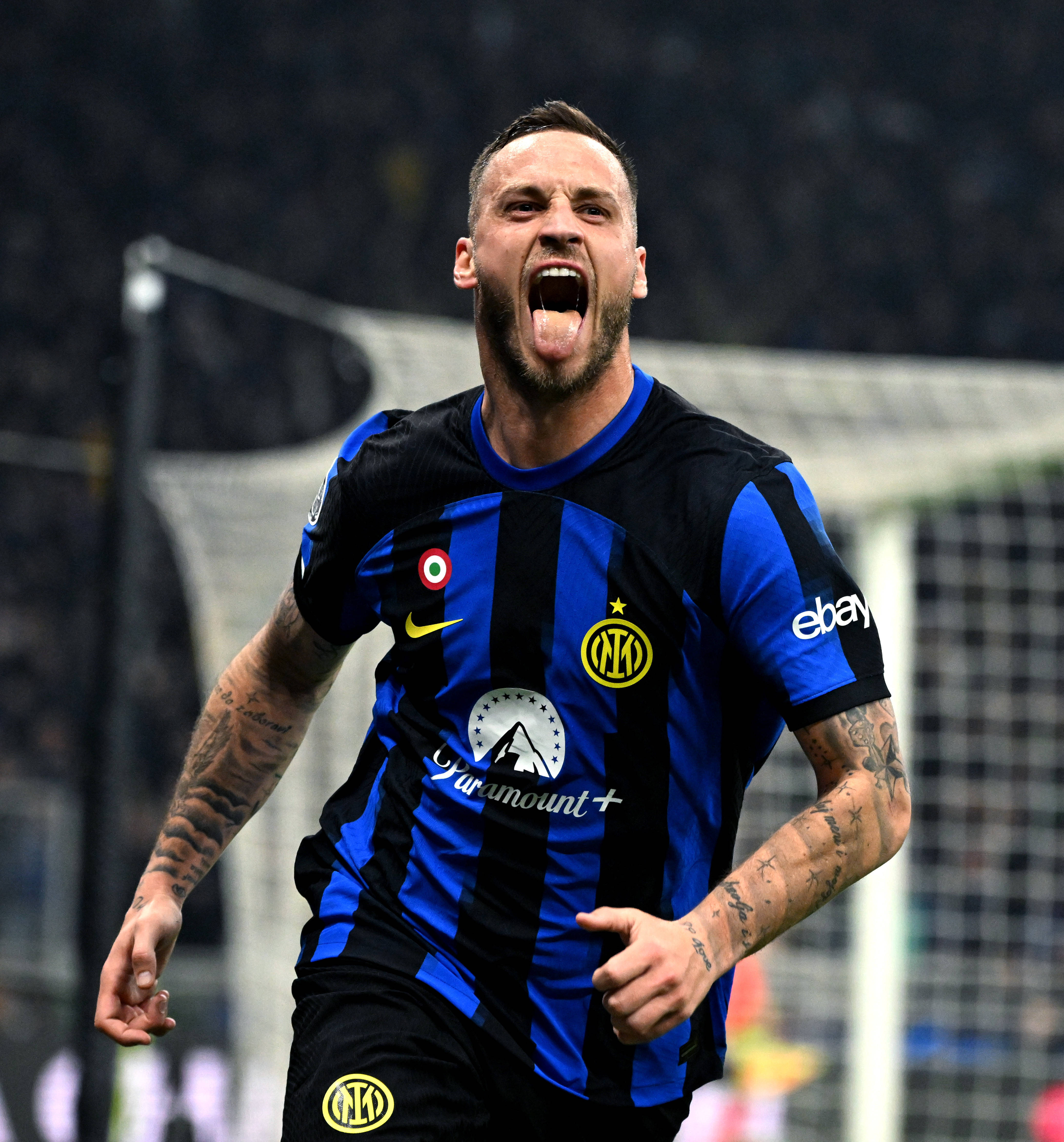 本赛季阿根廷球员欧冠参与进球榜：阿尔瓦雷斯6粒居首（阿尔瓦雷斯以6球领跑本季阿根廷球员欧冠参与进球榜）