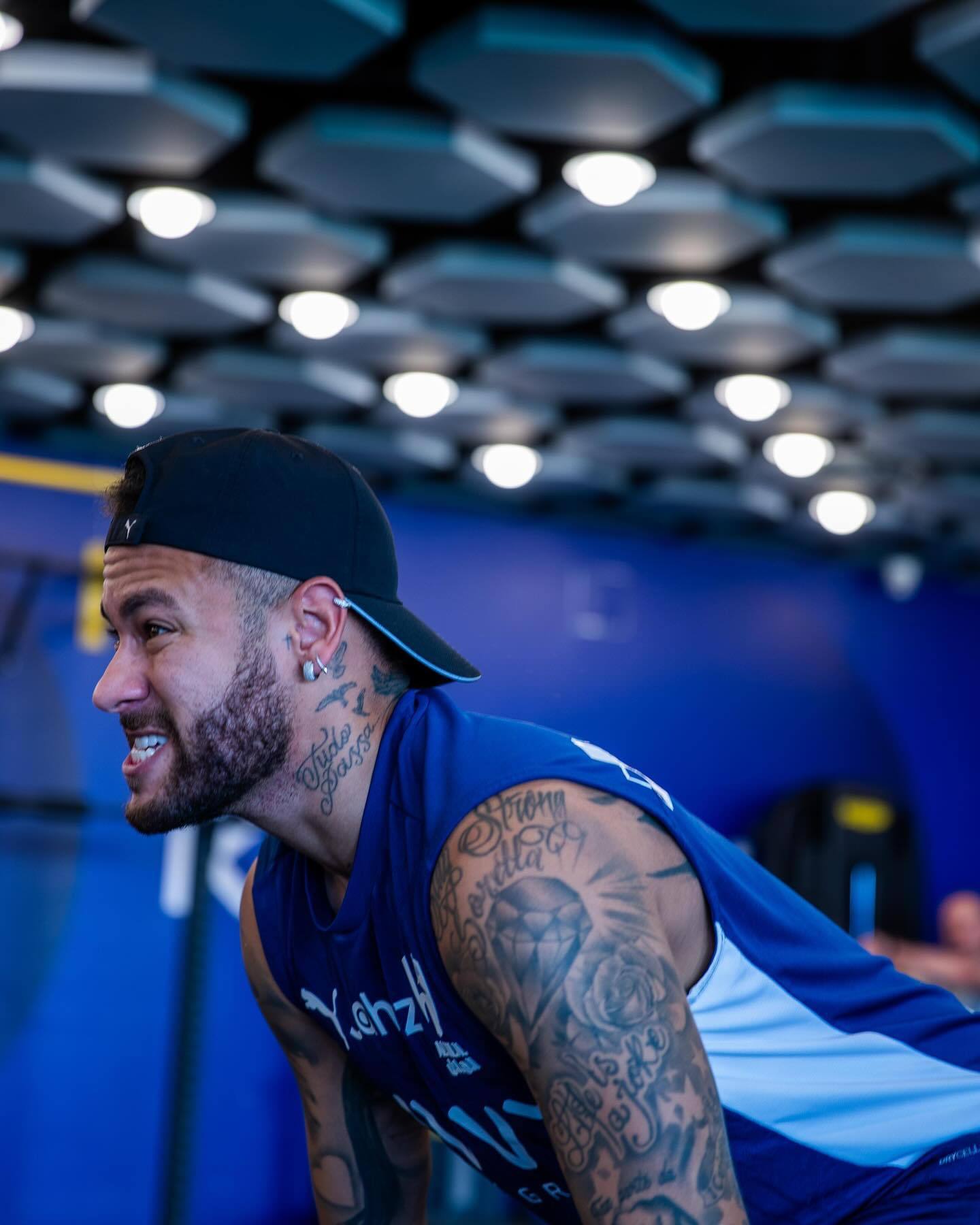 数据全面占优 却赢得并不轻松（数据占尽上风，赢球仍不轻松）