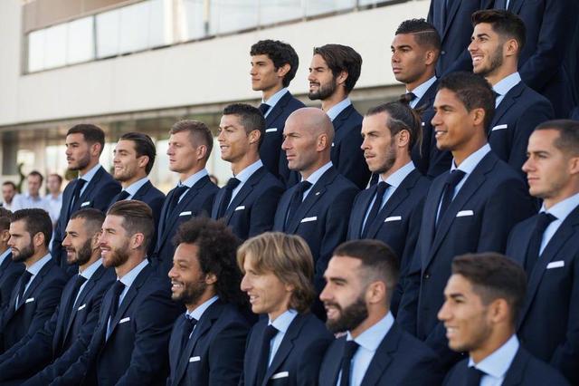 北青：36岁吴曦与上海申花续约1年，将随球队海外拉练（北青：36岁吴曦与申花续约一年 将随队赴海外拉练）