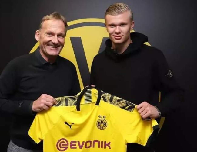 火箭哈登连续三场得分30+（哈登为火箭连砍三场30+得分）