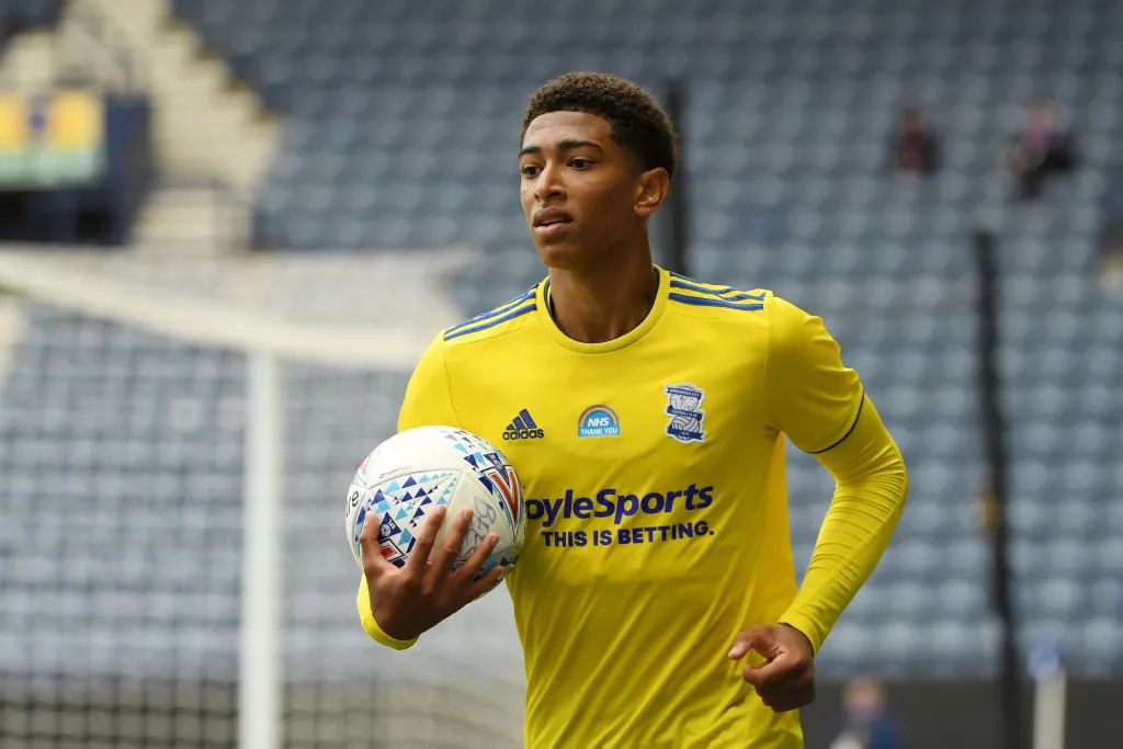 土足协官方：对149名涉赌裁判停哨8-12个月，将自动吊销执照