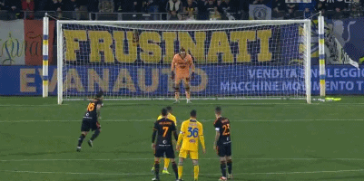 徐尚：我建议并支持邵佳一竞聘国足主帅，希望他到更高的舞台