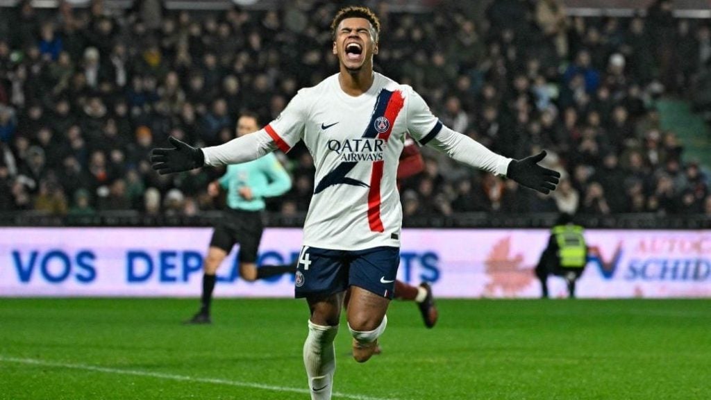 巴西甲前瞻：帕尔梅拉斯遭遇两连败，维多利亚客场状态低迷（巴甲前瞻：帕尔梅拉斯连败承压 维多利亚客场依旧低迷）