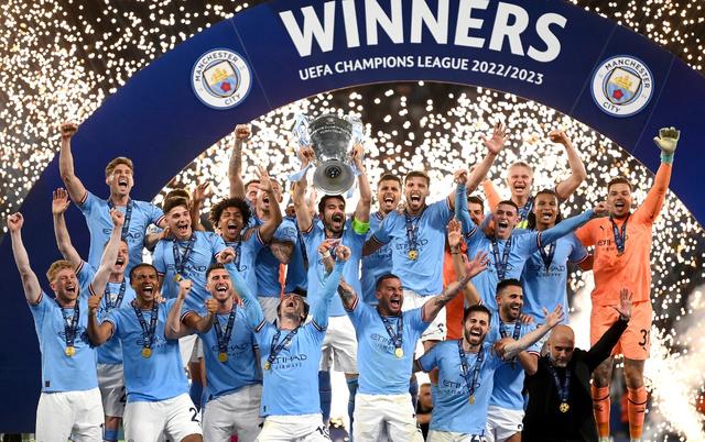 乔治娜点赞安东内拉庆祝梅西夺冠帖子，引发球迷热议（乔治娜点赞安东内拉庆祝梅西夺冠发文，球迷热议不断）