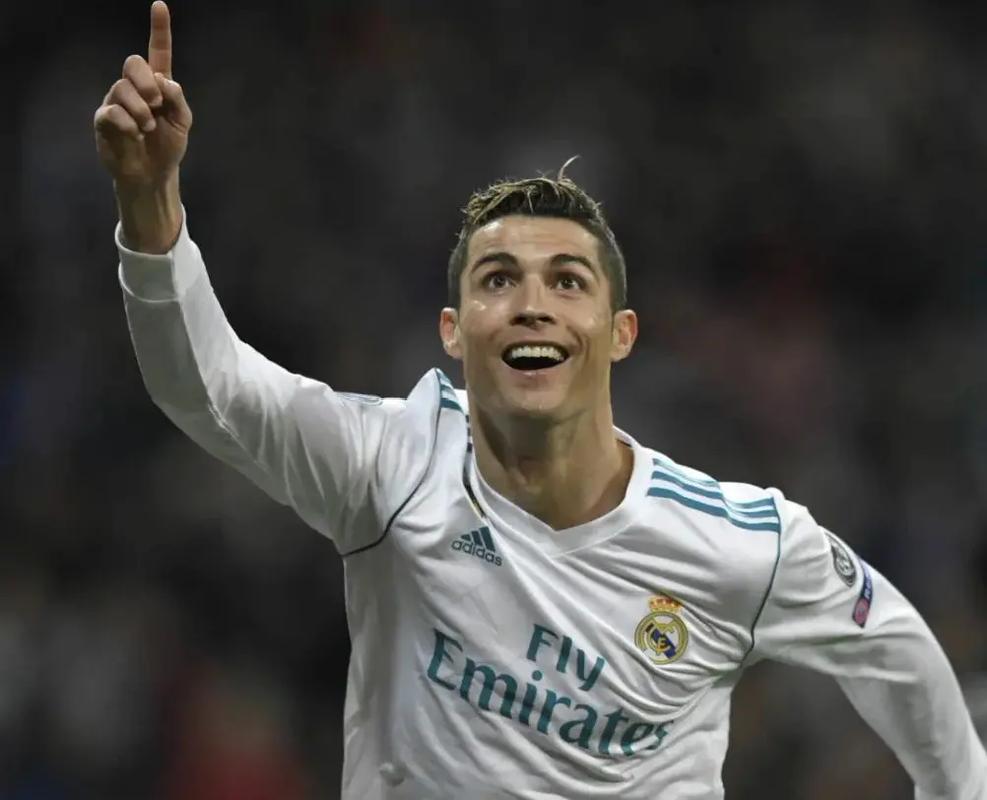 图尔贝里：我很自豪能执教多特三场；去年曾接触赛义德-马拉（图尔贝里：执教多特三战倍感自豪，去年曾与赛义德-马拉接触）