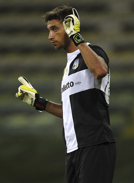 六台记者：不知道皇马在打什么，不如明天就请回穆里尼奥（六台记者质疑皇马踢法：不如明天就请穆里尼奥回归）