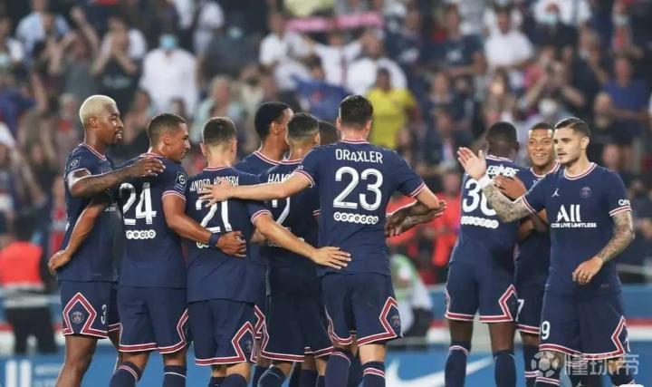 队报：卡马拉凶狠铲舍瓦利耶逃过红牌，裁判仅出示黄牌引争议（队报：卡马拉飞铲舍瓦利耶疑似红牌却仅吃黄牌，判罚引发争议）