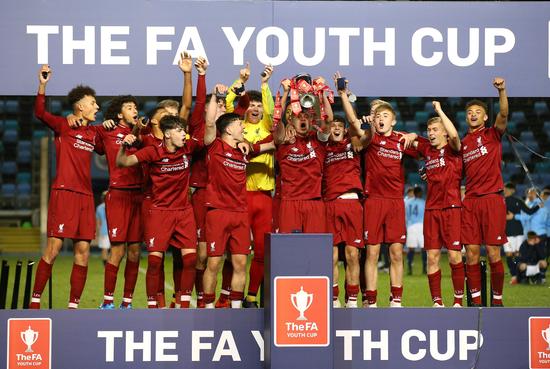 米体：维卡里奥已经决定重返意甲，但去国米可能有点困难（米体：维卡里奥已铁心回归意甲，加盟国米之路并不平坦）