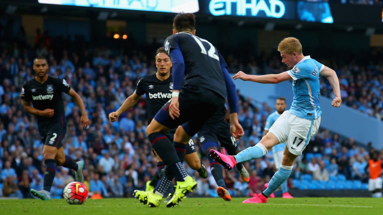 法比奥庆祝足协杯夺冠：将永远存在的时刻，一切荣耀归于上帝（法比奥庆祝足协杯称王：这一刻将被铭记，所有荣耀献给上帝）