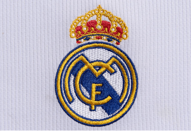 篮球勇士球星连续三场助攻上双（勇士球星三场连送两位数助攻）