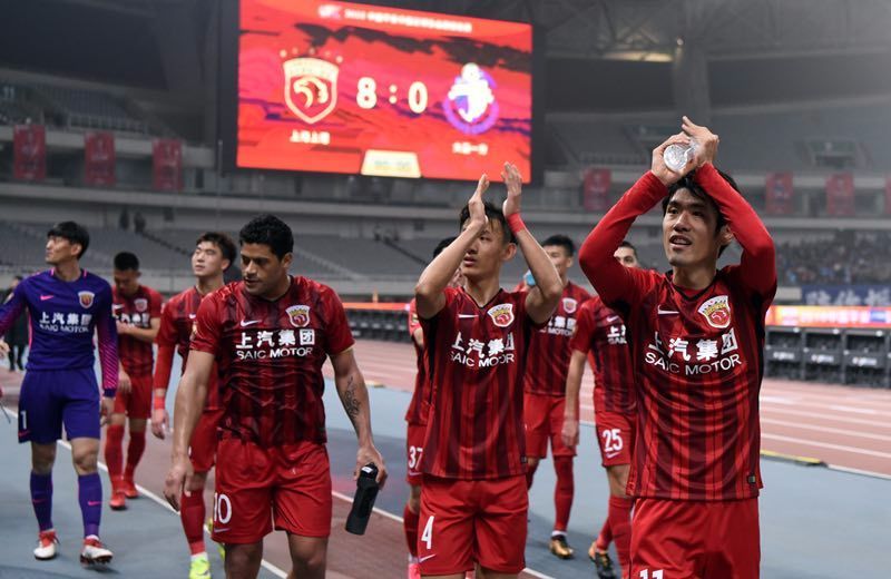 26场不败，德拉富恩特是带领西班牙连续不败场次第二长的主帅（率队26场不败，德拉富恩特位列西班牙主帅不败纪录第二）