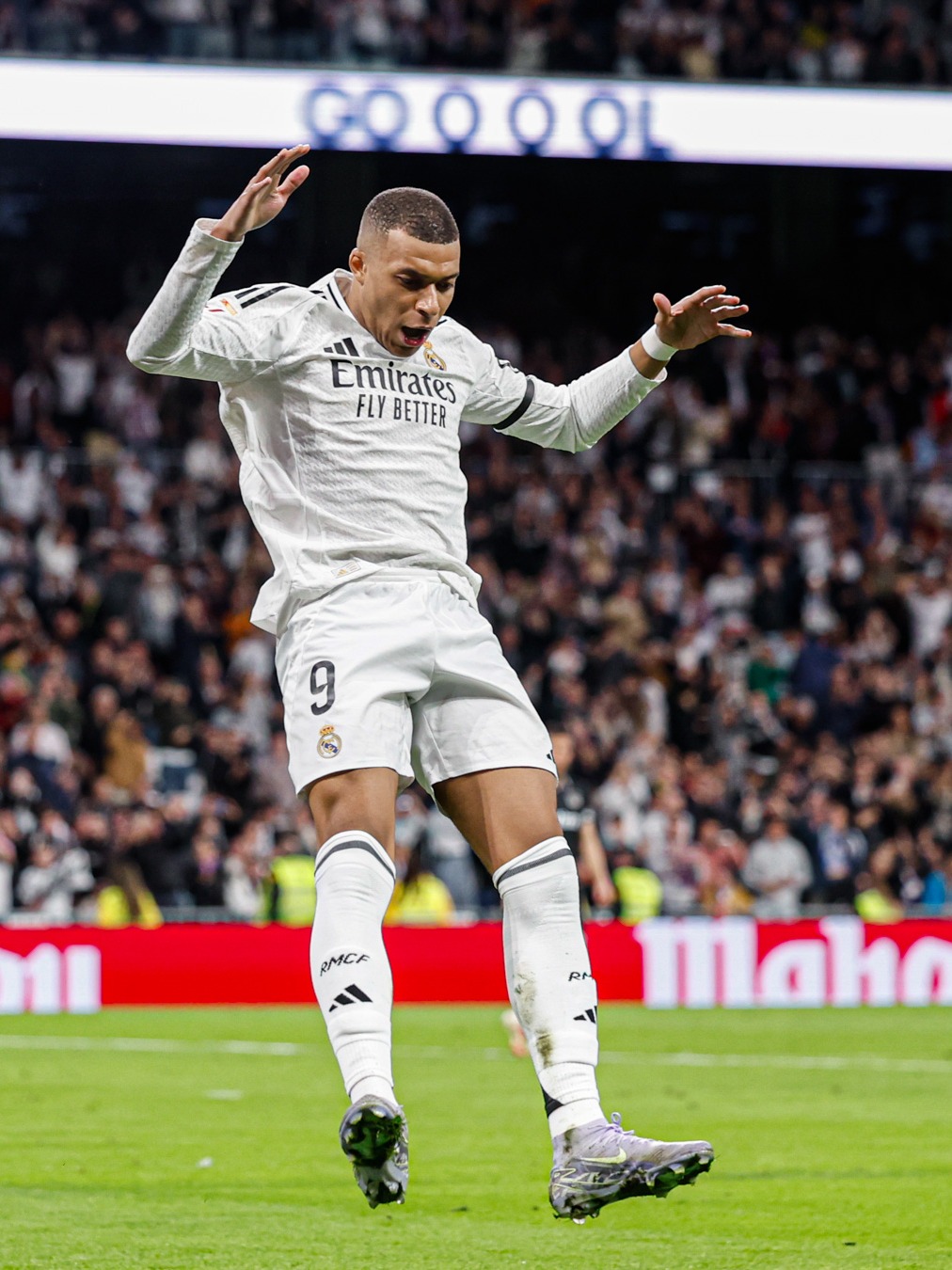 斯基拉：伯恩茅斯满意希门尼斯表现，倾向于激活1850万买断权（斯基拉：伯恩茅斯满意希门尼斯表现，或将触发1850万欧买断条款）