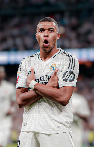 继续刷新纪录，拜仁豪取新赛季开局15连胜（拜仁开季15连胜，再度改写纪录）