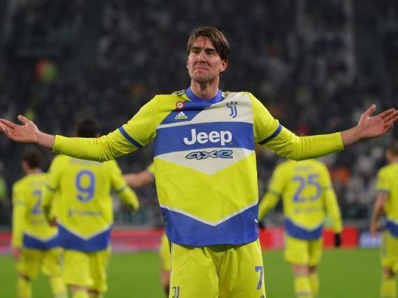 欧冠球员荣誉榜：最佳射手榜更新,（欧冠荣誉速览：最新射手榜出炉）